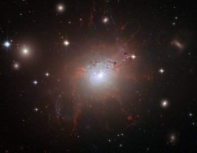 Crédit : NASA, ESA, and the Hubble Heritage (STScI/AURA)-ESA/Hubble Collaboration